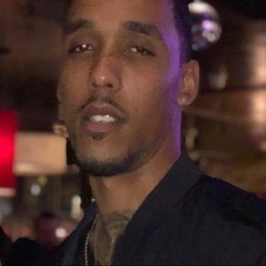 Meet your Posher, Robin